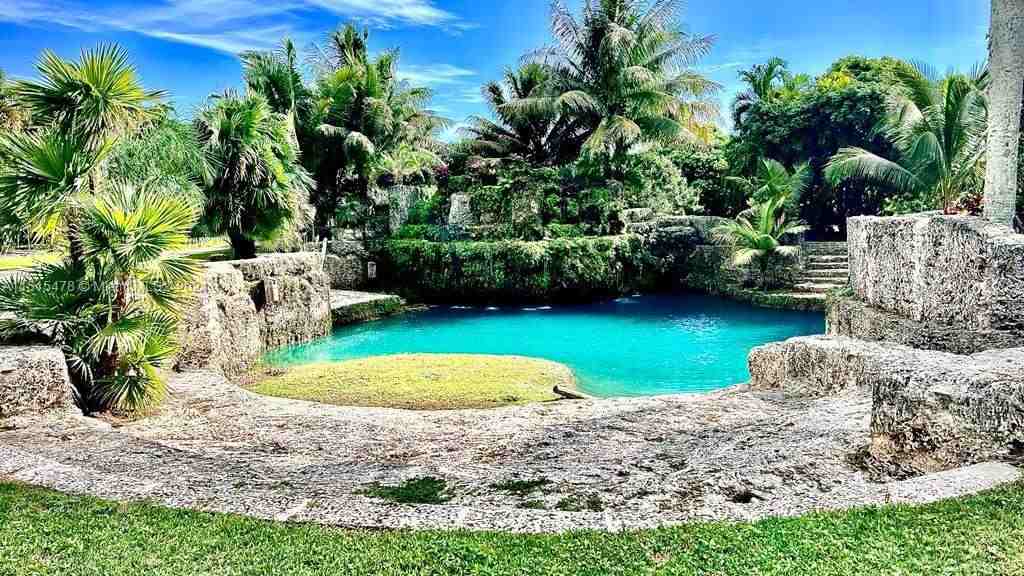 What Makes Blue Lagoon Farm Miami Venue Photos So Captivating